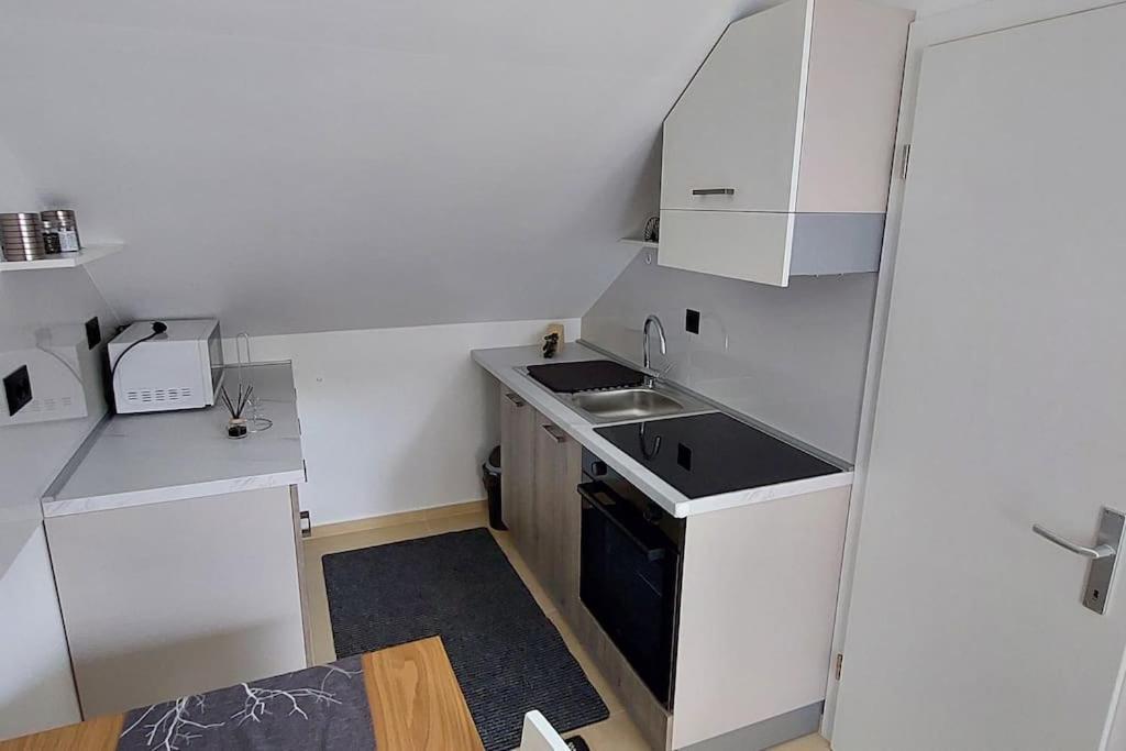 Jo-Ma Apartma - Free Parking Любляна Екстериор снимка